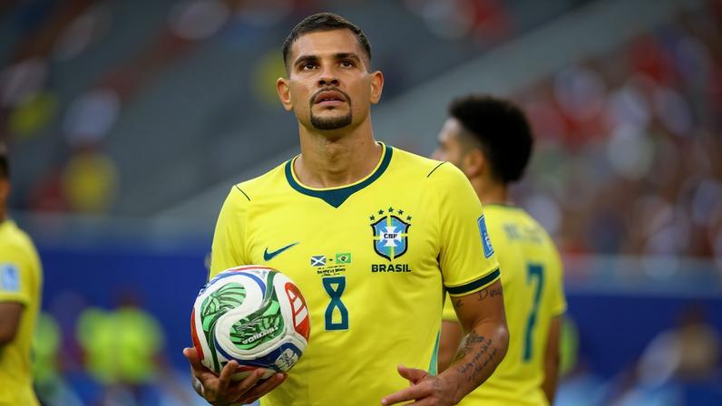 Arsenal mira titular da seleção brasileira por R$ 377 milhões