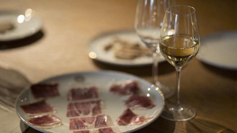 Como aproveitar vinhos fortificados no verão