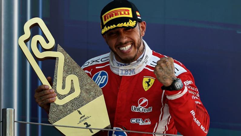 Hamilton revela como superou a pior fase da carreira com apoio recebido