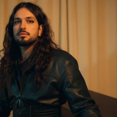 Nando inicia lançamentos do álbum de estreia com o single Mas Adoro Amar Você