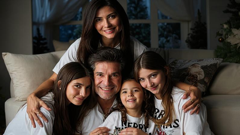 Daniel canta com a filha em show e emociona o público