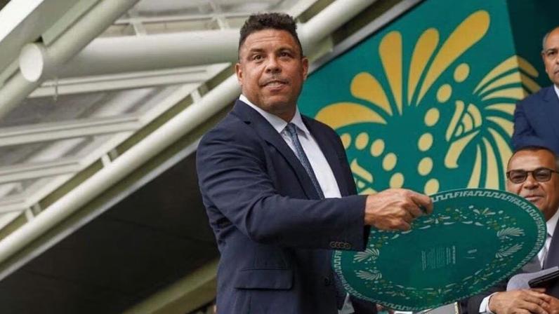 Ronaldo aponta Messi como o melhor da história