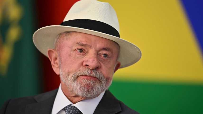 A campanha de Lula enviou orientações a aliados para tratar as novas taxas como 'TariFlávio' (Foto: Ton Molina/Bloomberg)