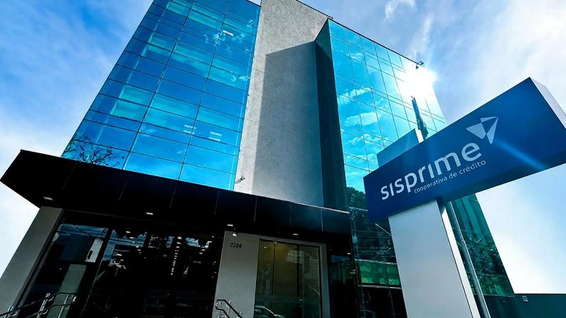 Com 47 agências distribuídas por cinco estados, SISPRIME do Brasil foca no equilíbrio entre plataformas digitais e atendimento personalizado para atrair investidores de alta renda. (Foto: Divulgação/SISPRIME)
