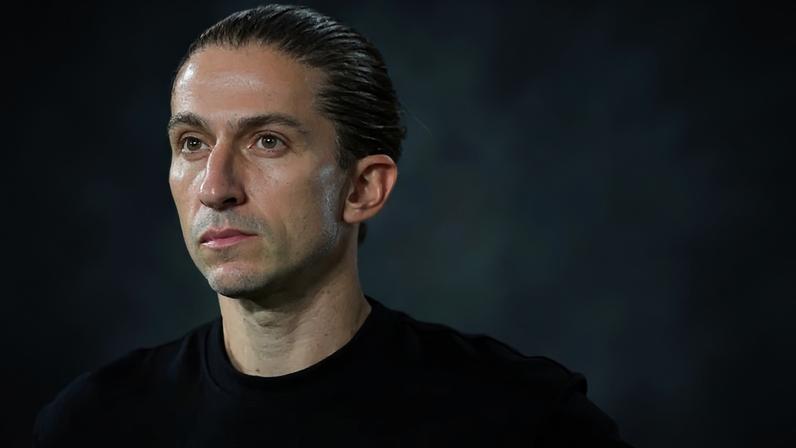Filipe Luís é prioridade da diretoria do Cruzeiro para substituir Tite