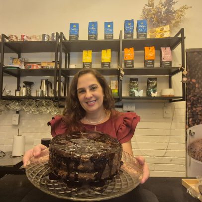 Tatiana Paes Barreto expande cafeteria artesanal com experiência em franquias