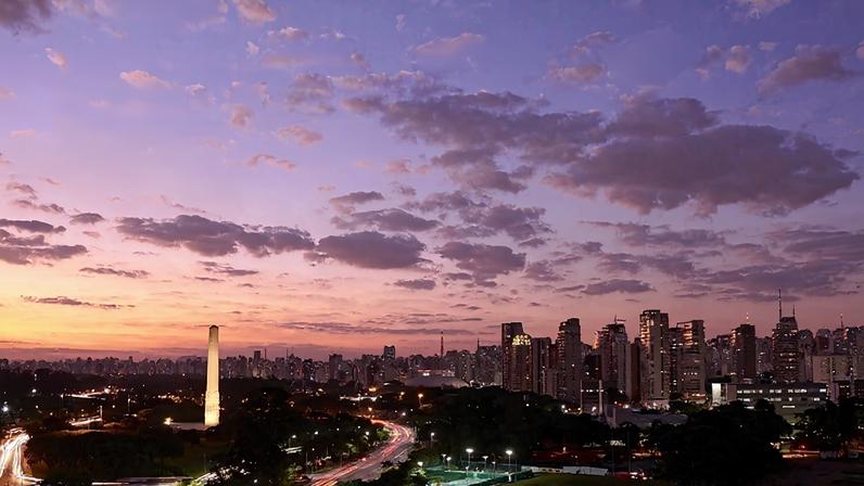 Diminuição dio ar frio de origem polare aumento da nebulosidade vão deixar as noites menos frias no Sudeste no decorrer da segunda semana de junho de 2026 (Foto: São Paulo, SP, Getty Images)