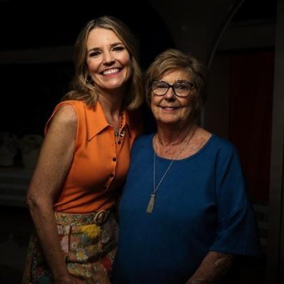 Guthrie diz que é difícil manter a compostura após o desaparecimento da mãe
