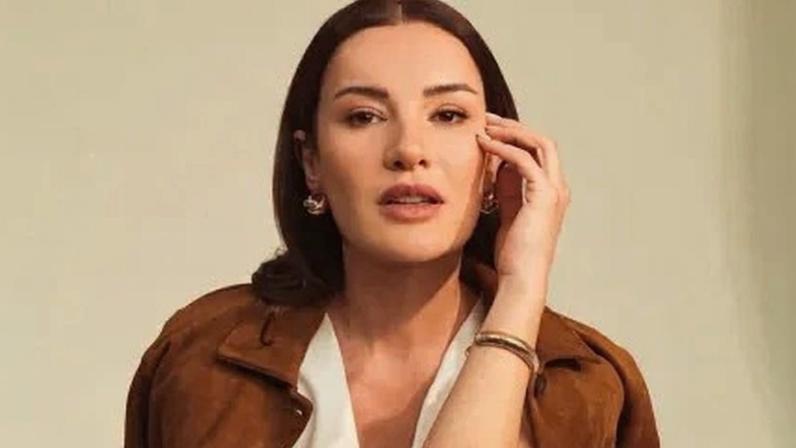 Morre Ece Irtem, atriz da novela “Coração de Mãe”, aos 35 anos