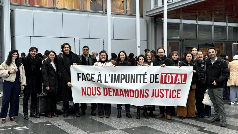 The claimants in front of the Paris Court in January. Image courtesy of Notre Affairs à Tous