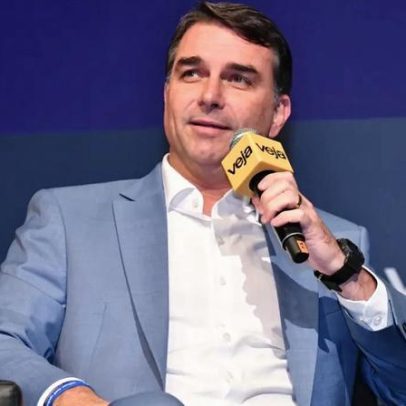 Centrão vê Flávio Bolsonaro enfraquecido, dependente de alianças