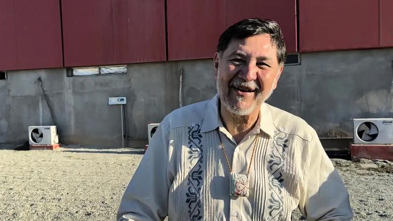 Senador Gerardo Noroña no treino da seleção do Irã