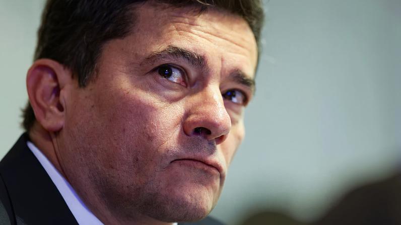 Imagem colorida do senador Sergio Moro (União-PR) em audiência no Senado sobre as fraudes do INSS - Metrópoles