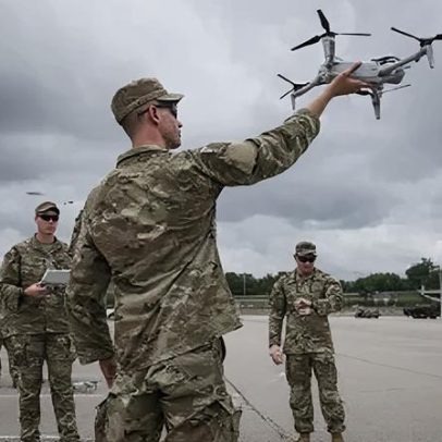 Indústria desenvolve tecnologias para enfrentar ameaças de drones globalmente