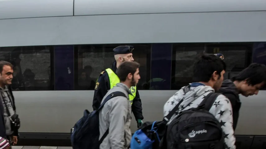 Imigrantes na Suécia: novas regras exigem bom comportamento.