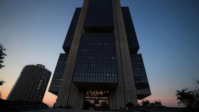 Diretores do BC decidem entre terça e quarta-feiras o rumo da taxa Selic