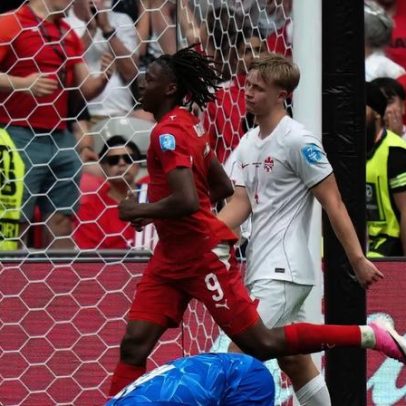 Suíça lidera Grupo B após vitória; Canadá passa a atuar como visitante na Copa