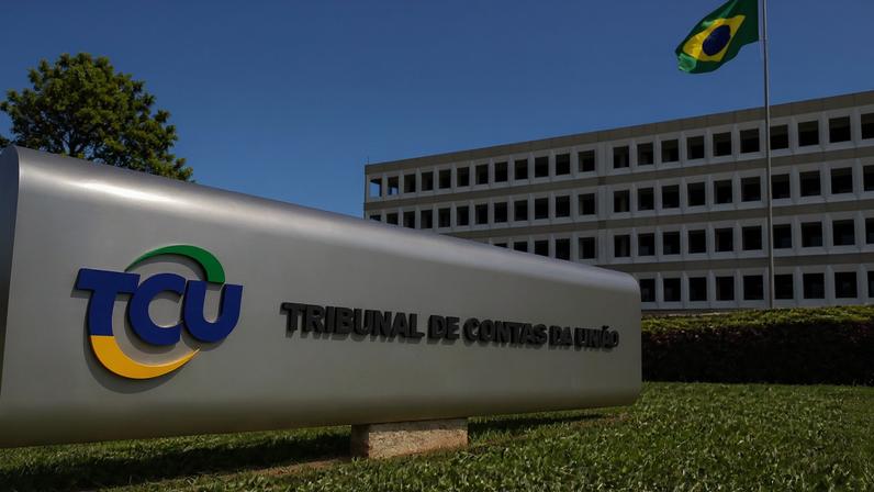 TCU aprova contas de 2025 com ressalvas e alerta sobre dívida pública