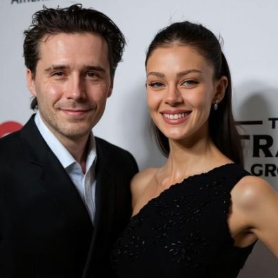 Brooklyn Beckham, afastado pela família, celebra a esposa seis anos após pedido