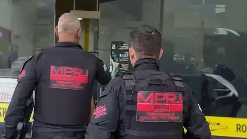 MP denuncia 3 policiais civis e 1 PM por esquema de loteamento ilegal no Rio