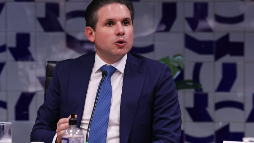 Presidente da Câmara nega preocupação com vazamentos