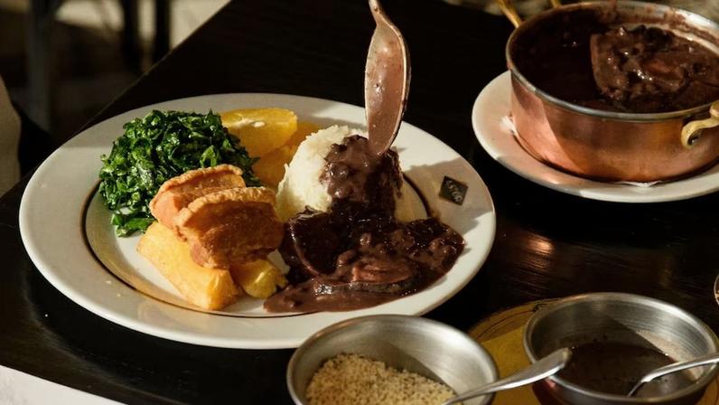 Feijoada do Astor. Foto: Laís Acsa
