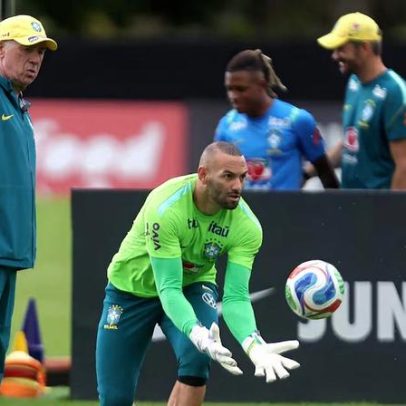 Seleção se torna menos brasileira, sem perder ligação com torcedores nacionais