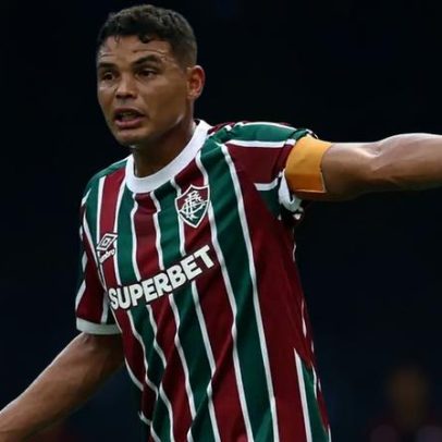 Fluminense enfrenta entraves para estreias oficiais de Hulk e Thiago Silva