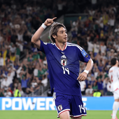 Japão atropela a Tunísia, faz quatro e transforma jogo histórico em show na Copa