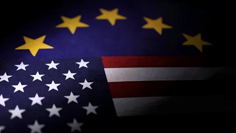 Bandeiras dos EUA e da UE