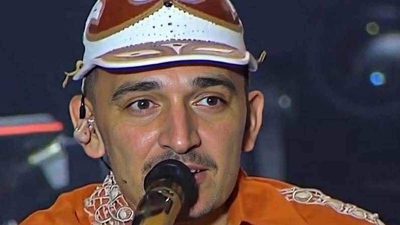 João Gomes mostra filho em festa junina escolar e revela homenagem