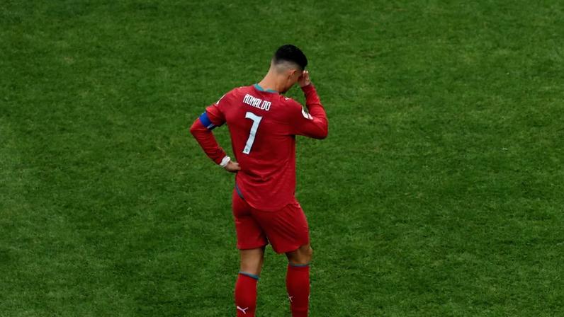 Seleção portuguesa é mais uma favorita que não joga para tanto; liderados por Cristiano Ronaldo só empatam com bravos e organizados democrático-congoleses