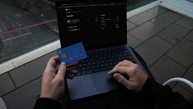 Sites "fake" simulam experiências de compras online