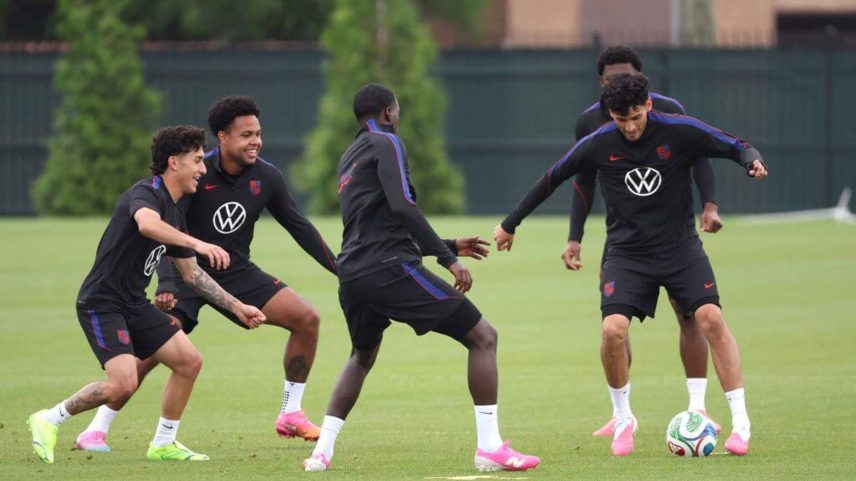 USMNT players train before a friendly vs. Germany