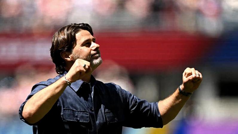 U.S. coach Mauricio Pochettino celebrates after the USMNT defeated Australia in Seattle.