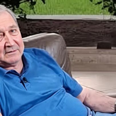 Parreira permanece na UTI com respiração assistida, diz boletim