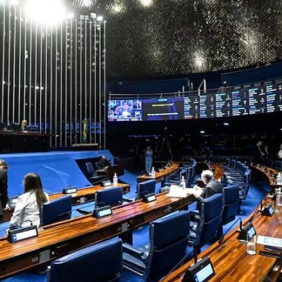 Senador brasileiro tem mais assessores que todo o Senado da Suécia