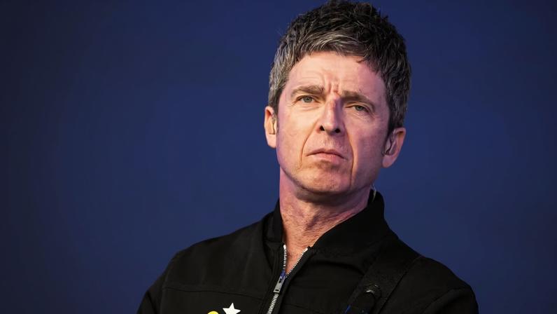 Cantor do Oasis critica show de intervalo da Copa e alfineta artistas escalados