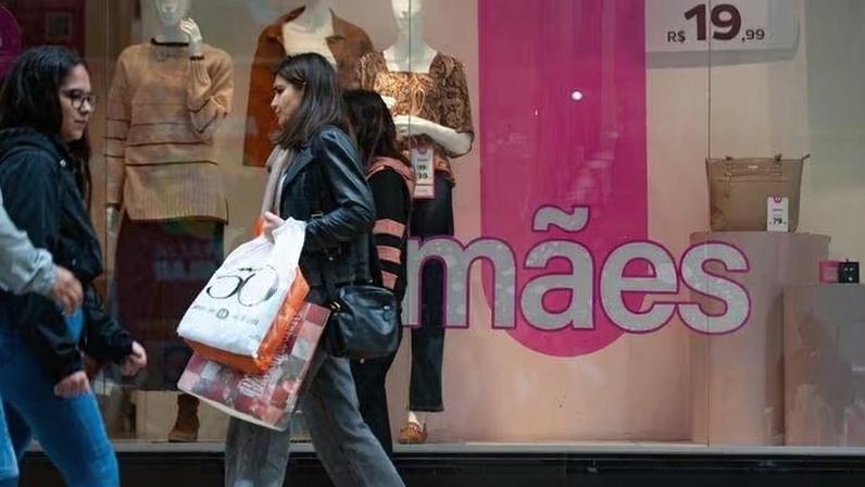 Varejo registra queda de 0,8% em maio, segundo IVS Stone