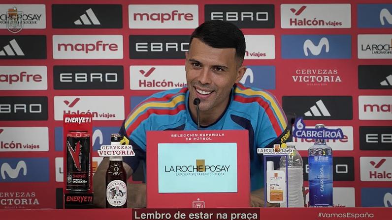 Pedro Porro relembra o título histórico da Espanha na Copa de 2010