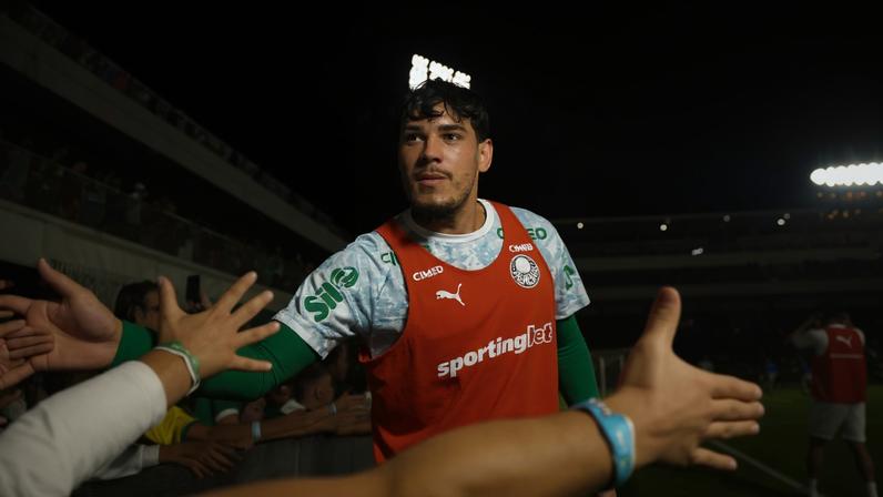 Zagueiro Gustavo Gómez, do Palmeiras, foi convocado pelo Paraguai para a Copa do Mundo