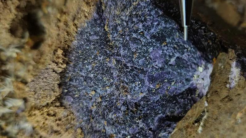 Minerais estratégicos encontrados no Brasil despertam interesse para futuras tecnologias limpas. (Imagem: Serviço Geológico do Brasil)