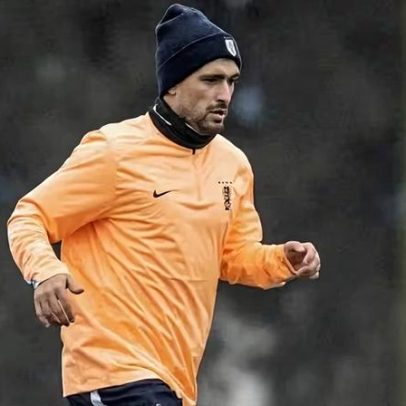 Arrascaeta tem lesão confirmada e aguarda decisão do Uruguai antes da Copa