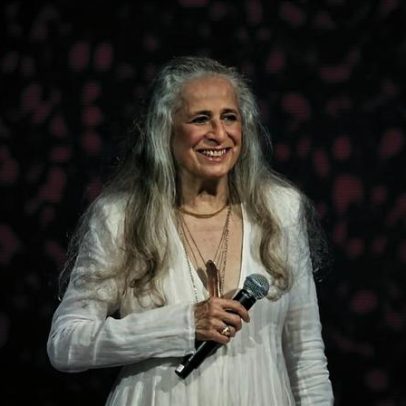 Maria Bethânia celebra 80 anos com 8 frases marcantes