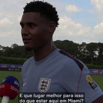 Watkins aprova clima e gramado nos EUA, afirma que é preciso adaptar-se
