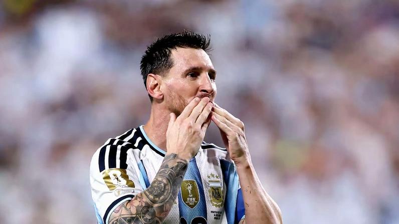 Messi iguala Klose e se torna o maior artilheiro da Copa do Mundo