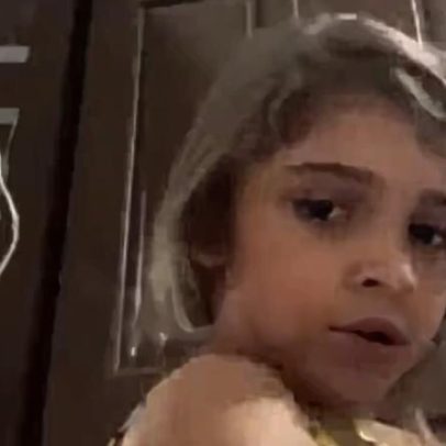 Torcedora mirim viraliza ao confundir nomes de jogadores do Brasil