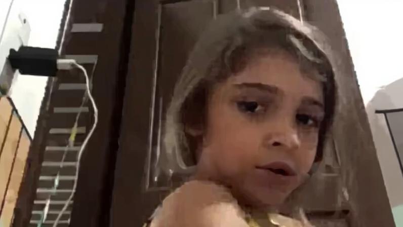 Torcedora mirim viraliza ao escalar sua "própria" seleção brasileira