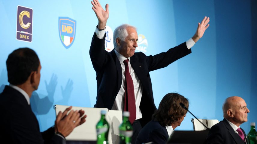 Giovanni Malago foi eleito o novo presidente da Federação Italiana de Futebol