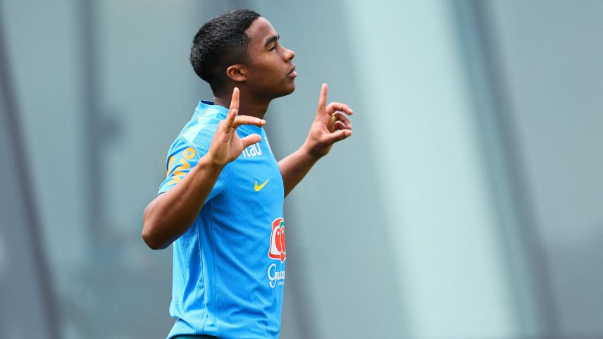 Endrick durante treinamento da seleção, em Nova Jersey (EUA)